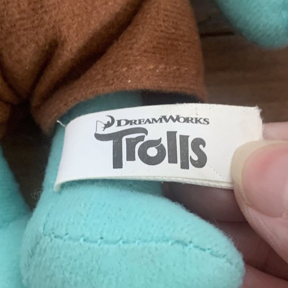 Dream Works Trolls Plush Dolls Lot of 2 - Suki 10" & Branch Blue 11" - Picture 6 of 8